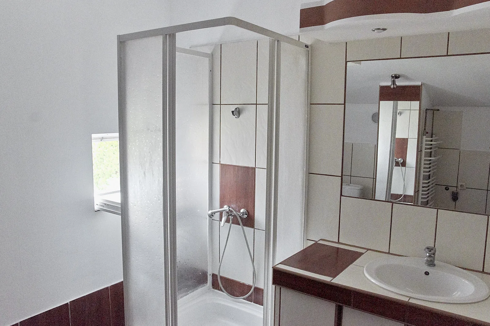 Sprzedam dom w cichej okolicy