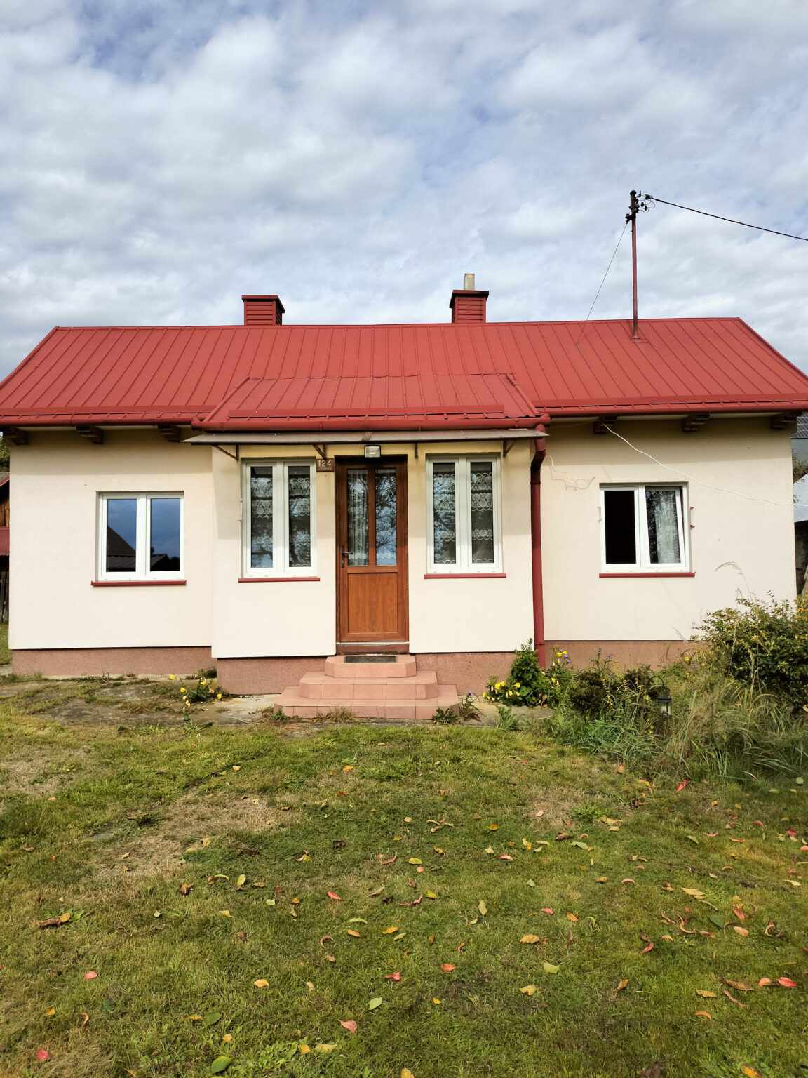 Dom w Żdżarach z działką 1,2 ha