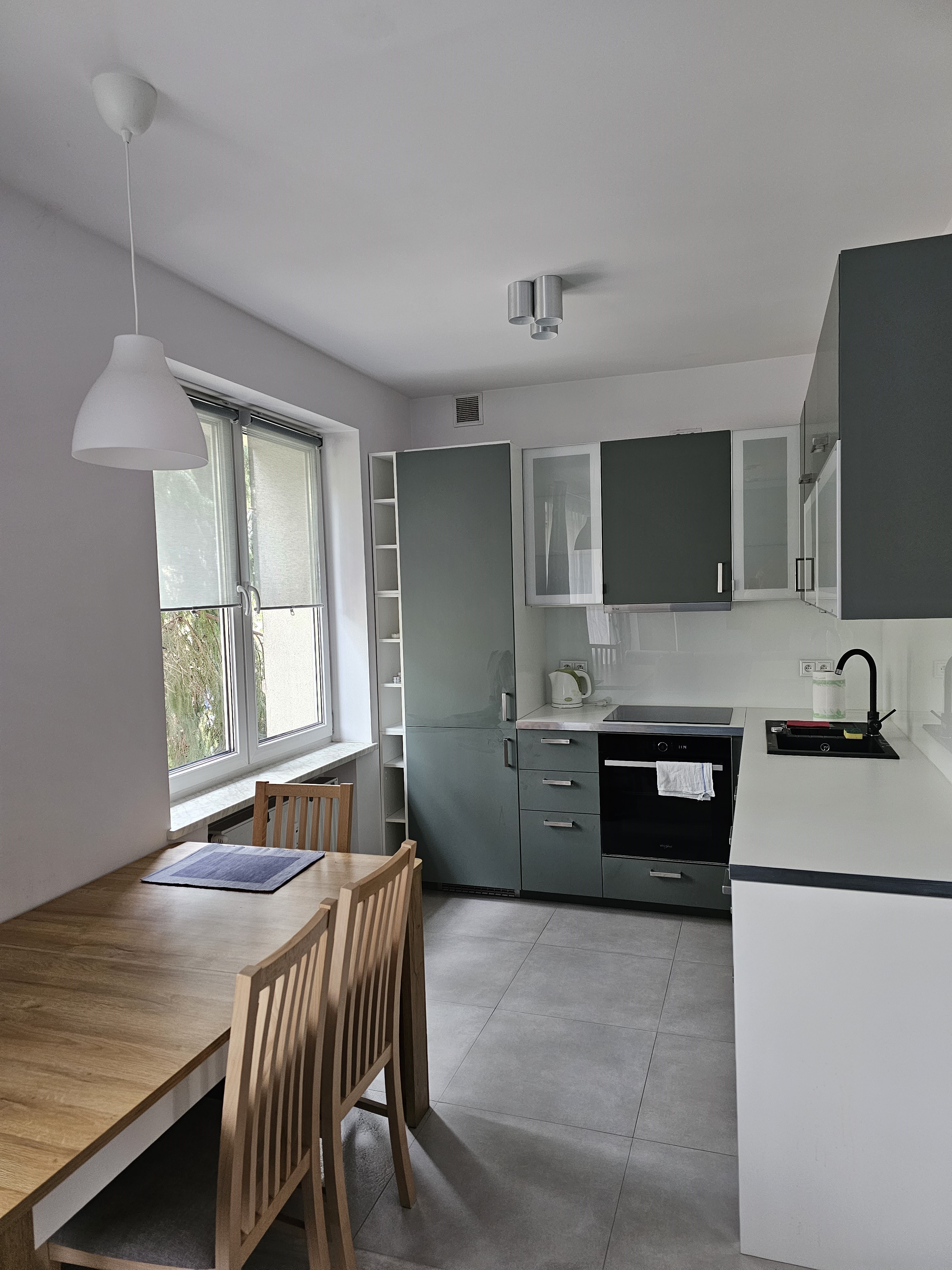 2-pok. mieszkanie po remoncie, bezpośrednio