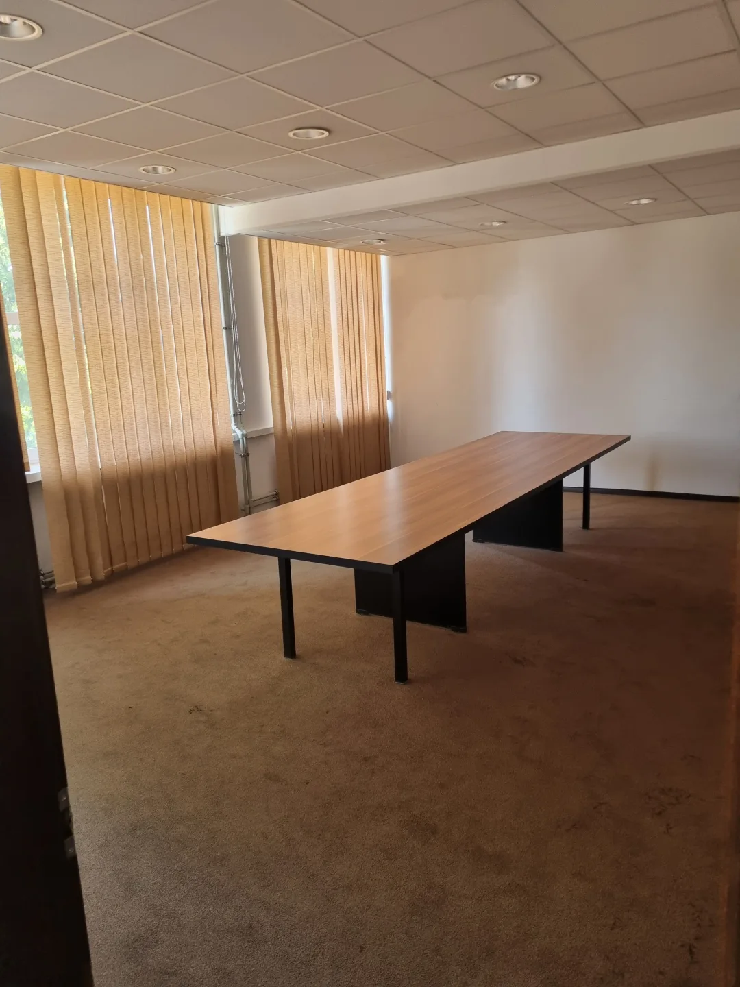 Sprzedam biurowiec bezpośrednio w stanie deweloperskim. OKAZJA !!