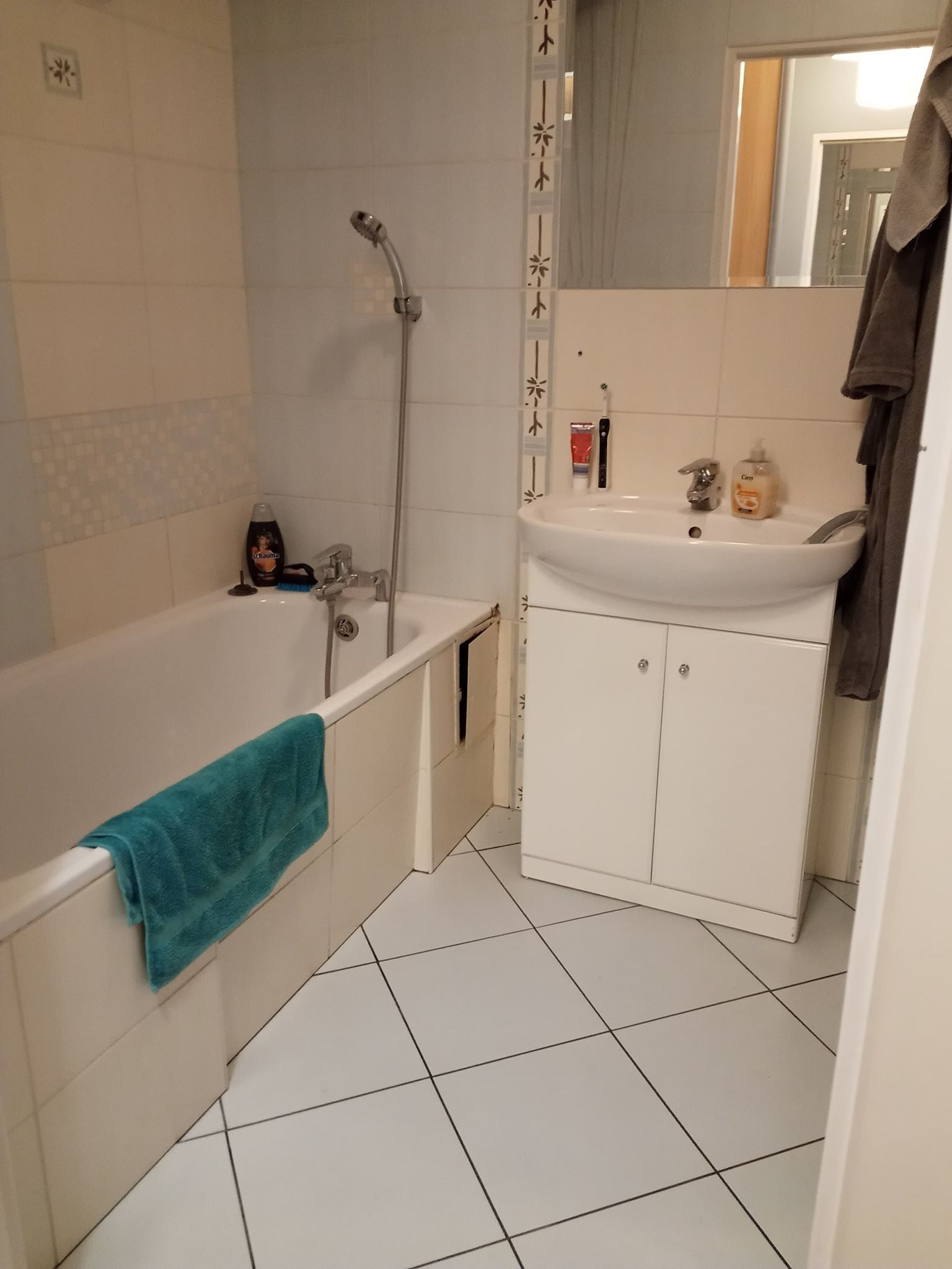 Sprzedam mieszkanie 44,5 m2. Białołęka, ul. Trąby