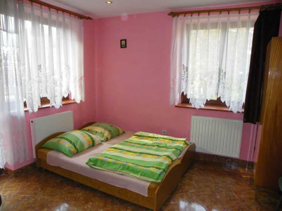 Atrakcyjnie położony Pensjonat wynajmę na dłużej.