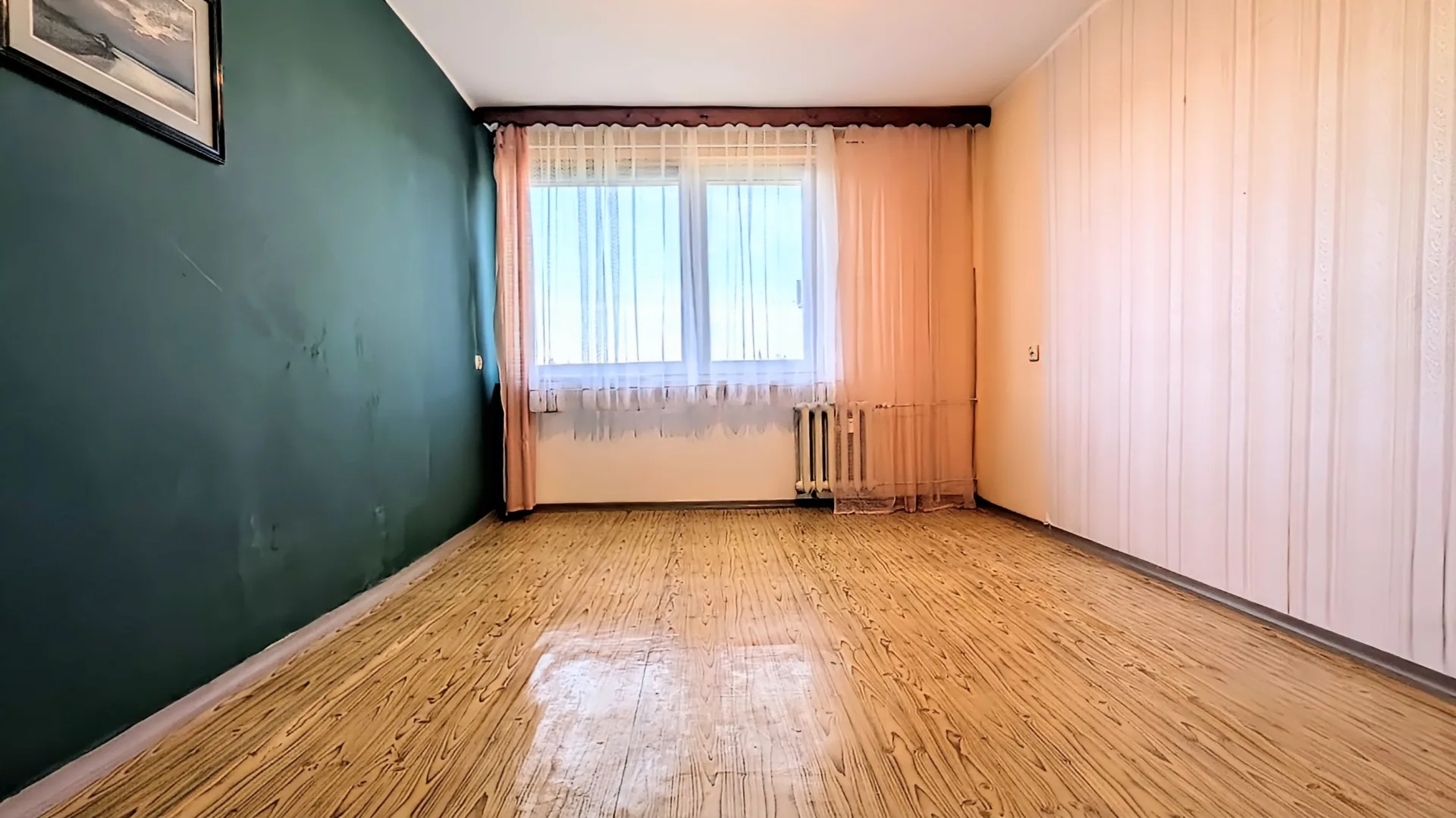 Sprzedam Mieszkanie 37m, 2 pokoje, 3 piętro.