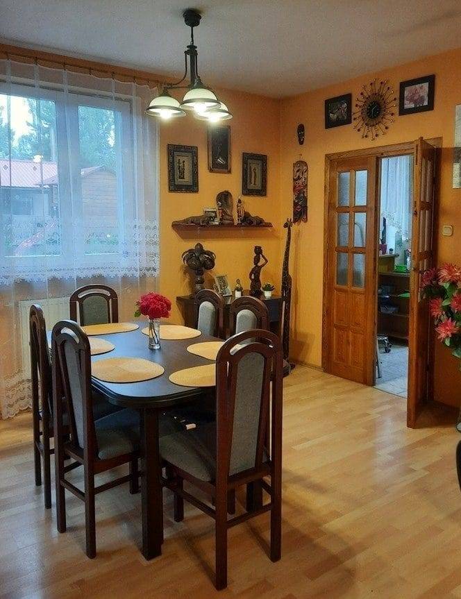 Sprzedam 2 domy na jednej działce