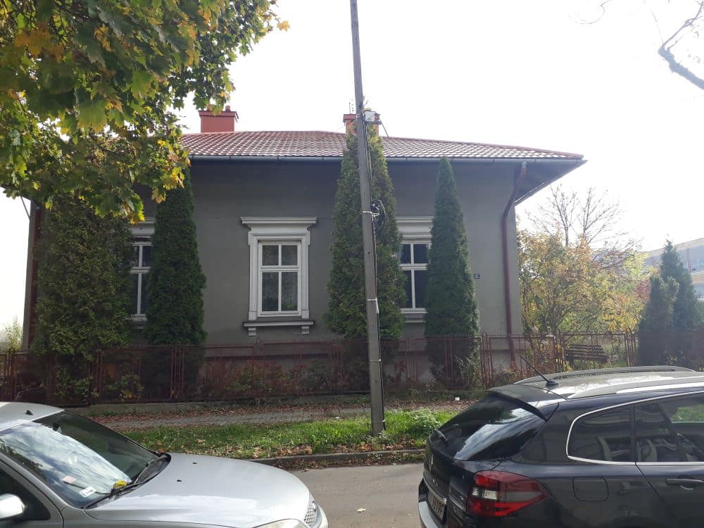 Sprzedam dom z ogrodem 9 arów w Centrum Tarnowa