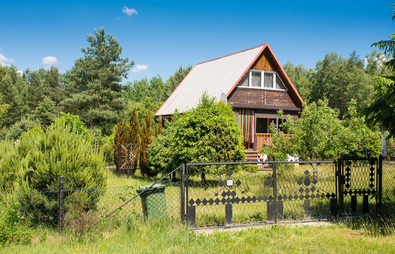 Działka rekreacyjna z domkiem letniskowym - Szyszki, Śląskie