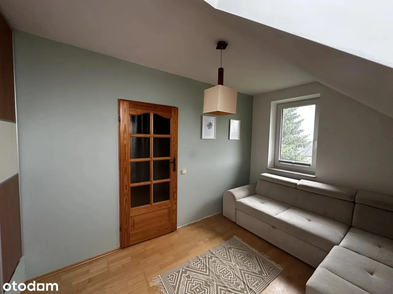 Nowoczesny dom z ogrodem w prestiżowej lokalizacji w pełni wyposażony!