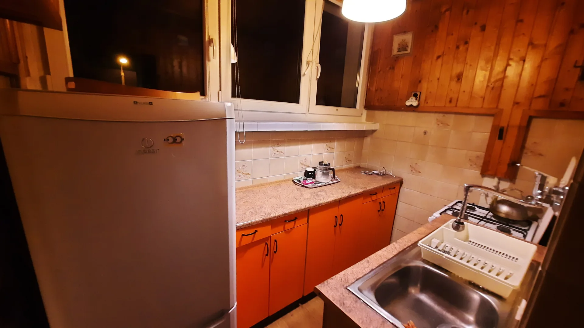 Wynajmę mieszkanie 2 pokojowe na 1 piętrze z balkonem i widokiem na zieleń.