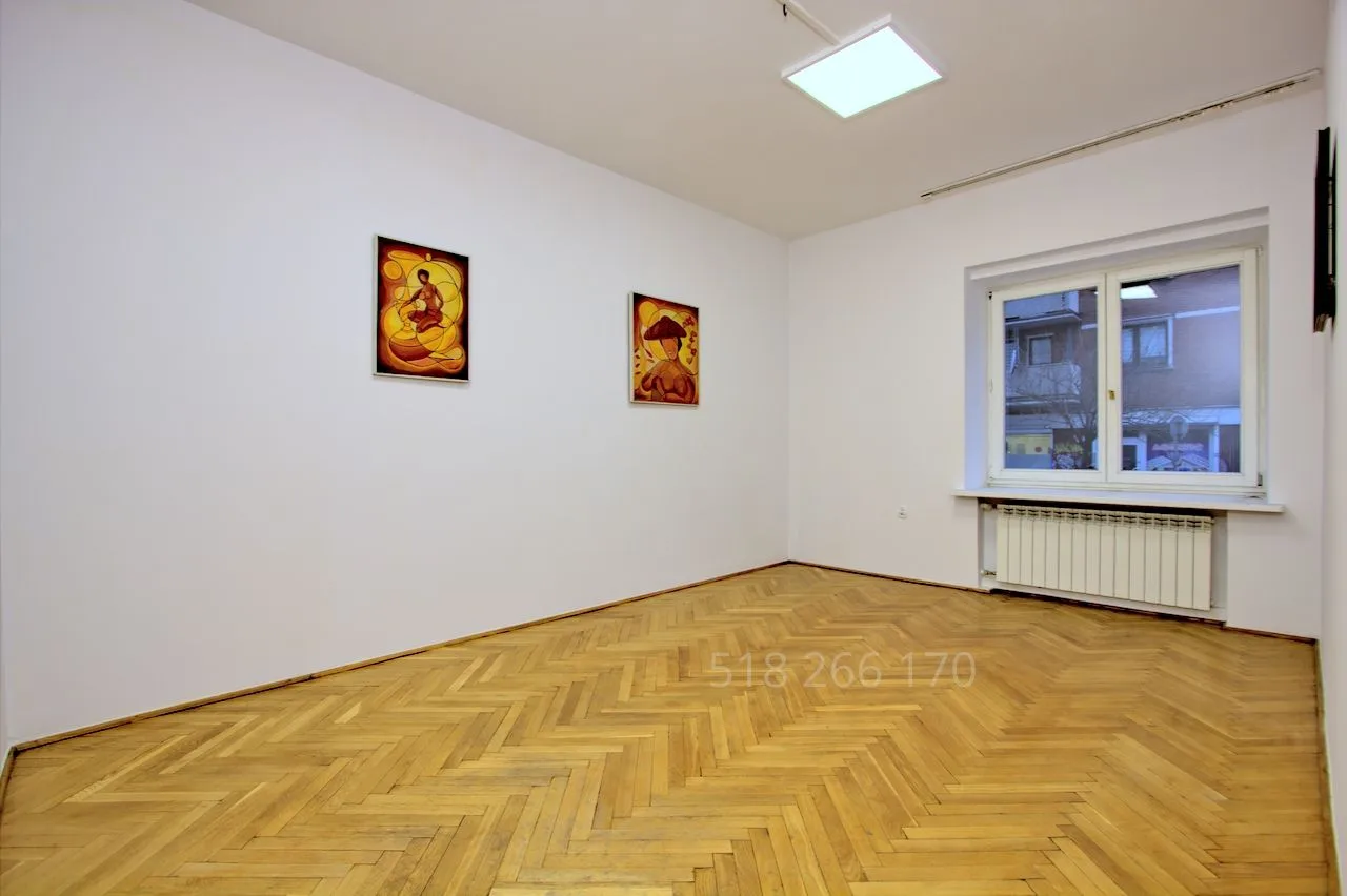 Mieszkanie, Biuro lub Kancelaria w kamienicy ul. Tamka 5