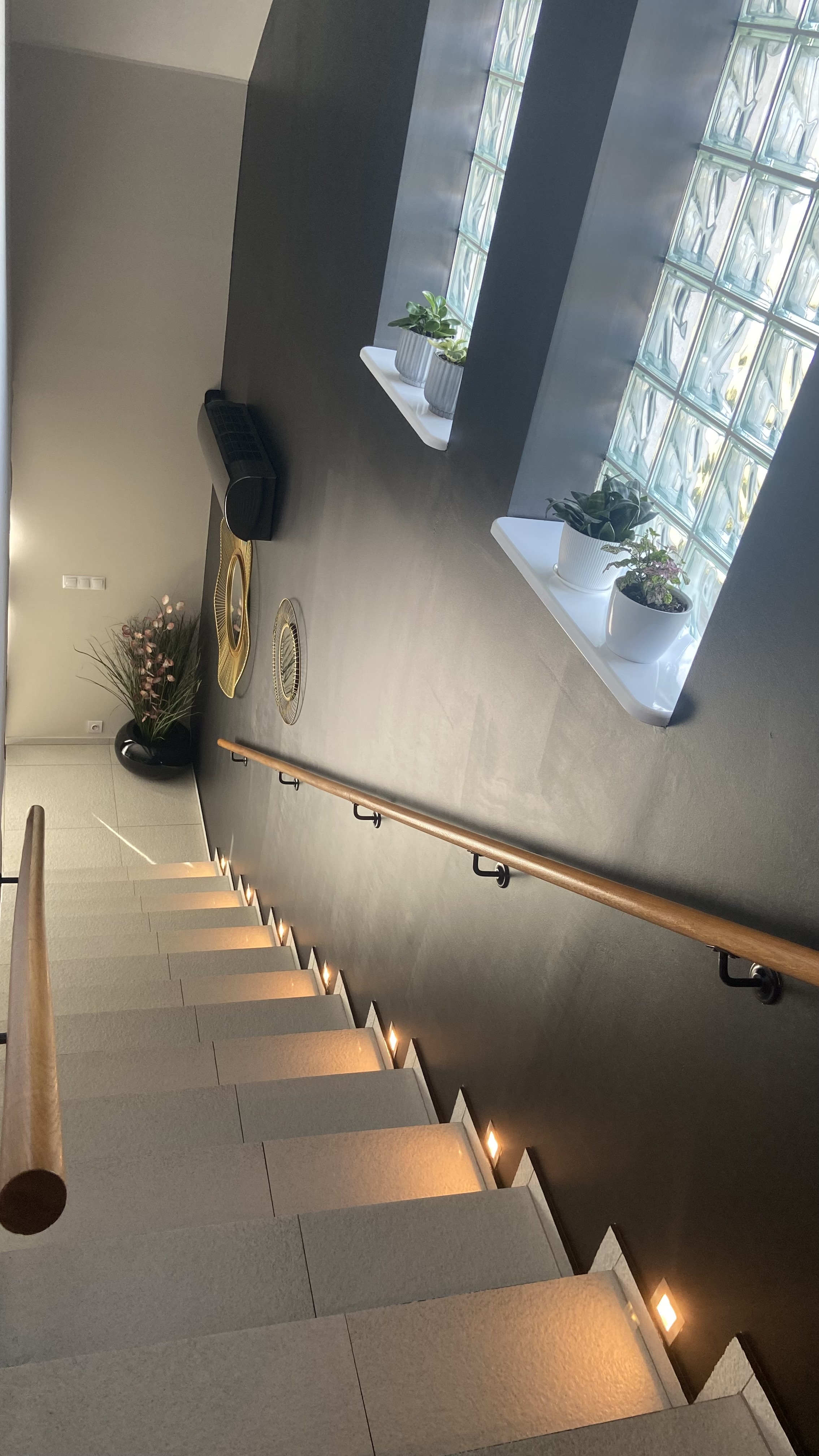 LUKSUSOWA POSIADŁOŚĆ obok Sieradza woj. łódzkie