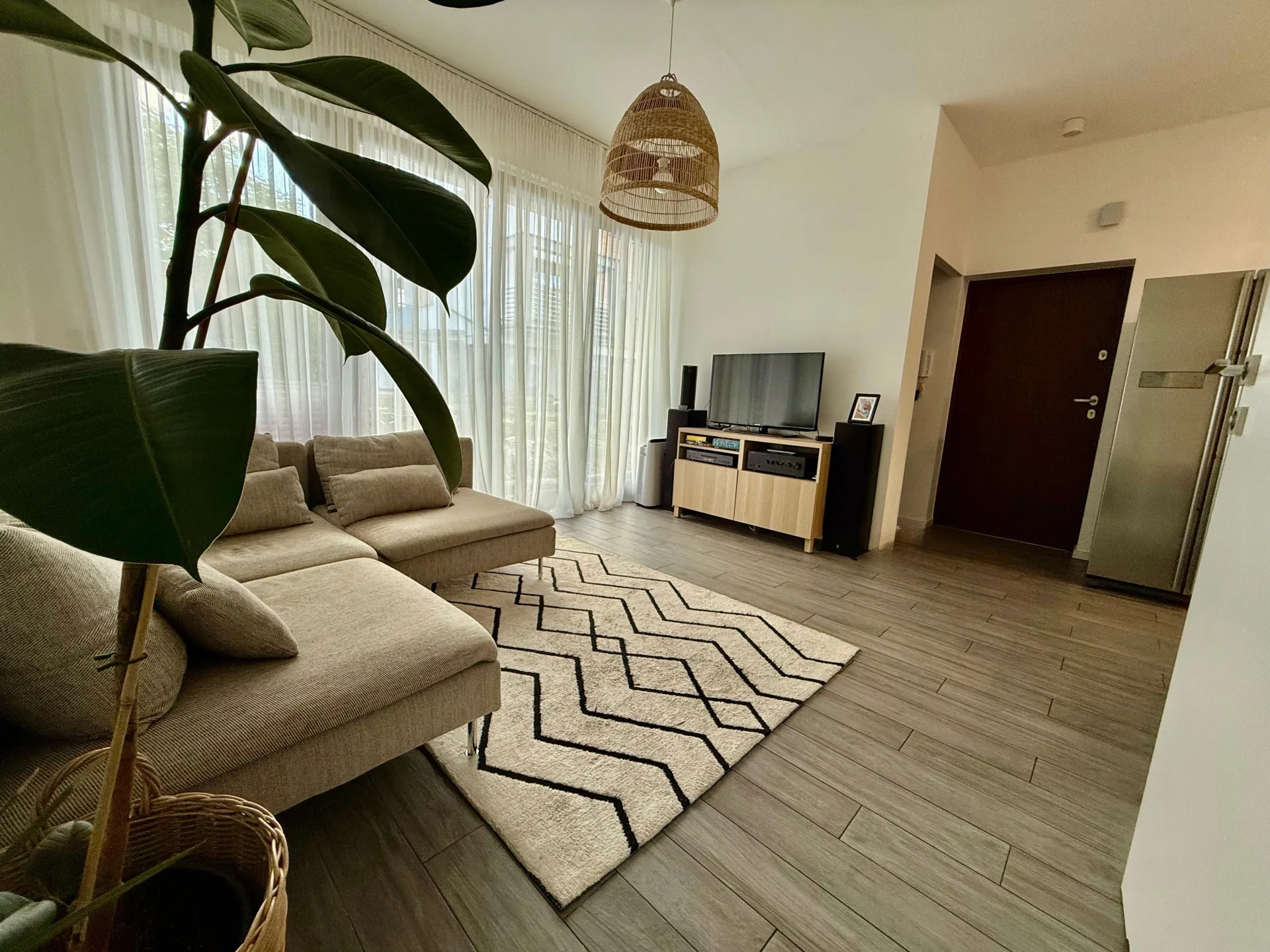 Segment 93m2 z ogrodkiem