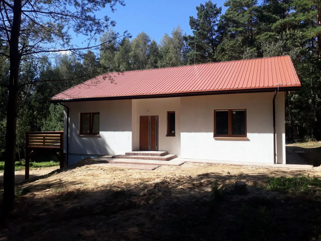 DOM WŚRÓD LASÓW I JEZIOR – MOKINY | 112 m² | DZIAŁKA 3000