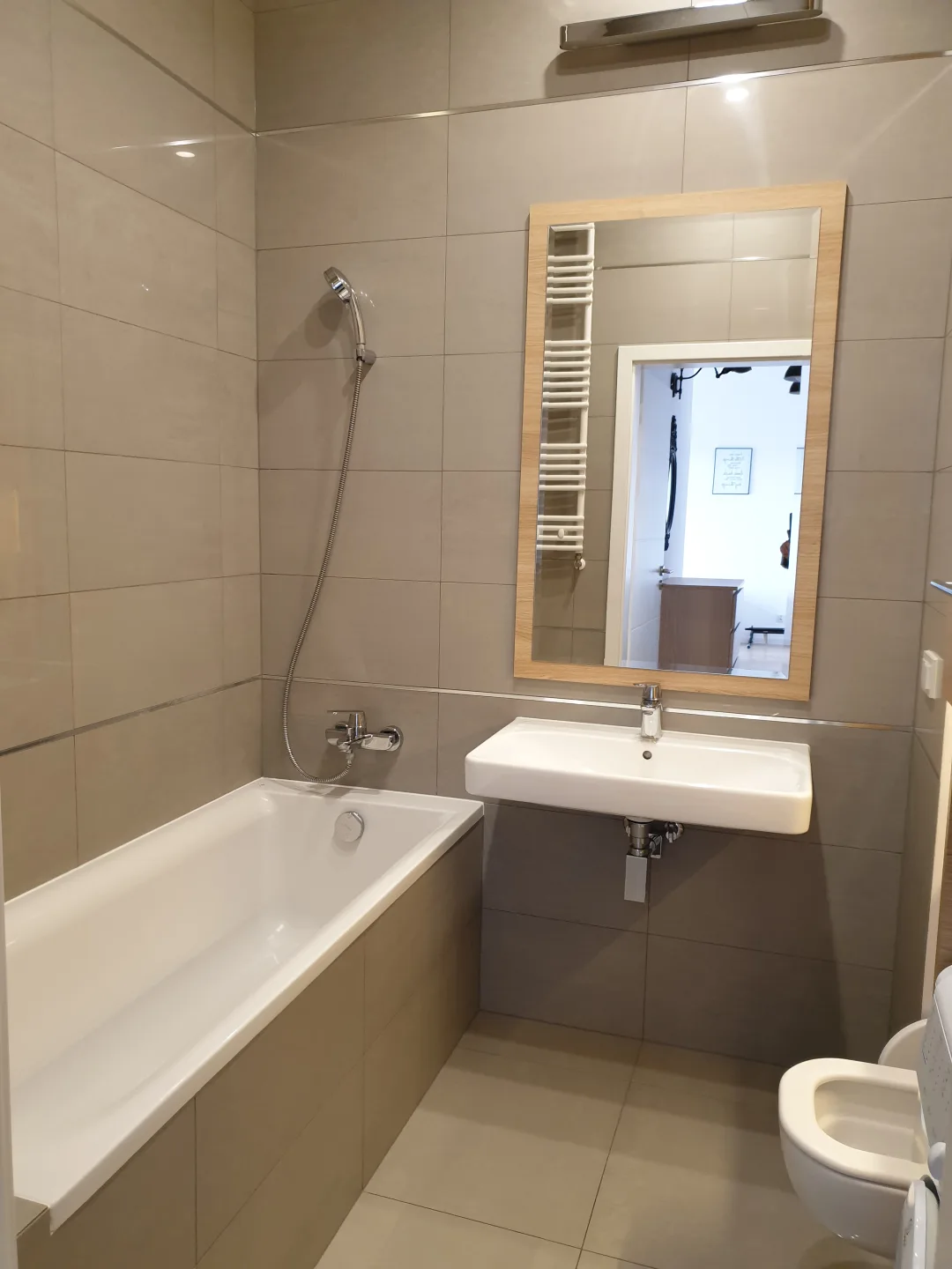 Atrakcyjne mieszkanie 2 pokojowe ul Iwaszkiewicza