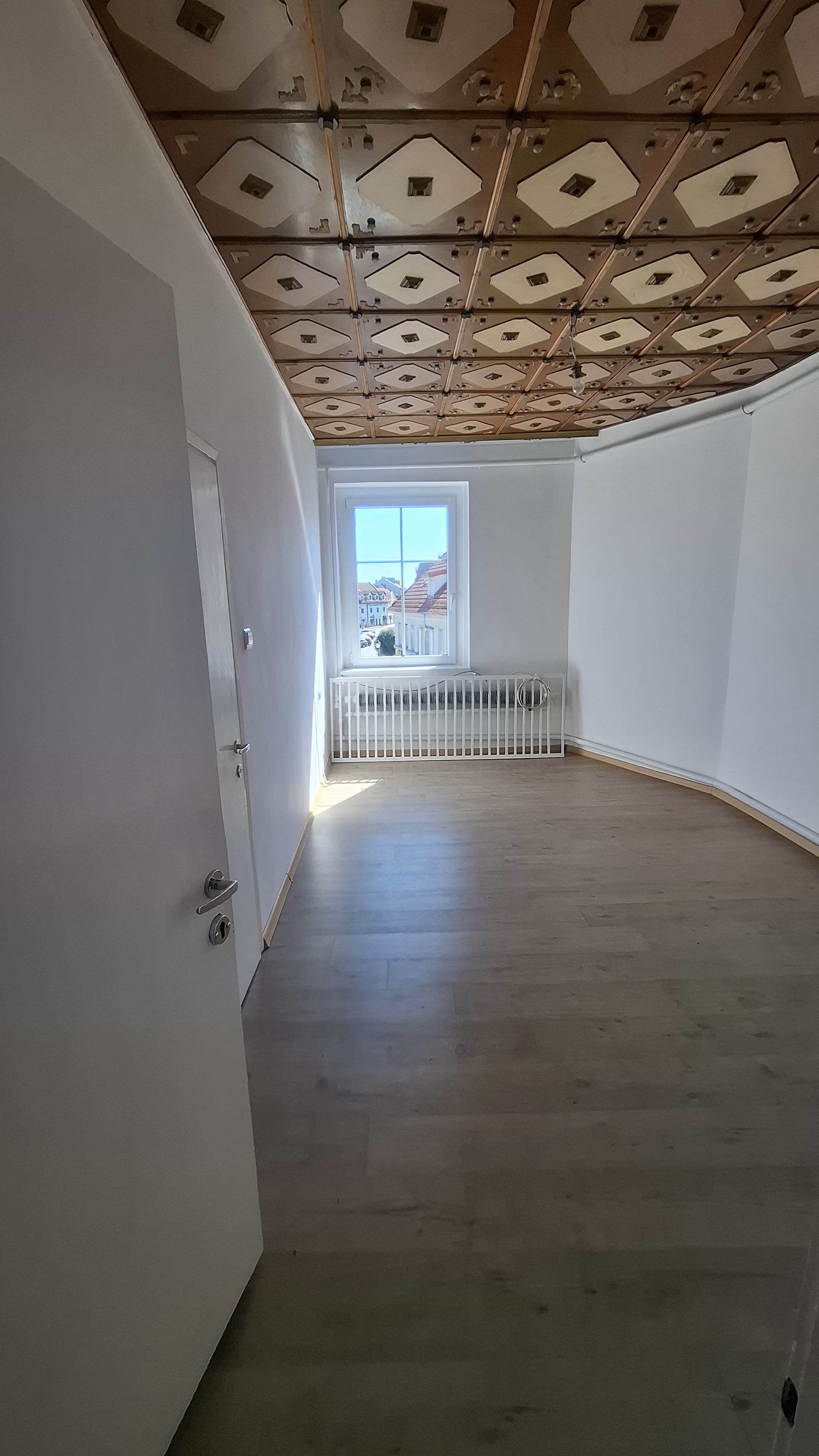 Przestronne mieszkanie w kamienicy