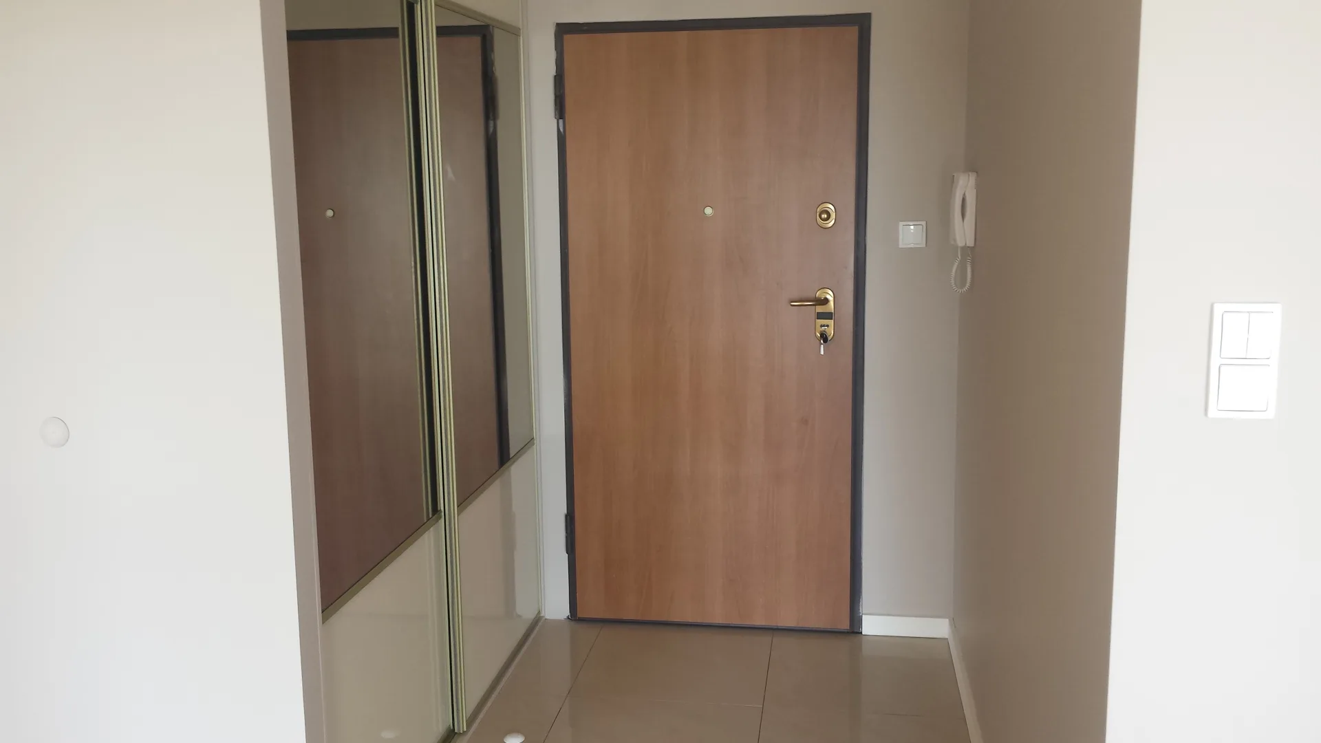 Bezpośrednio M.Wilanów 54m2 Piętro 4/4 Balkon Garaż 2 Pokoje