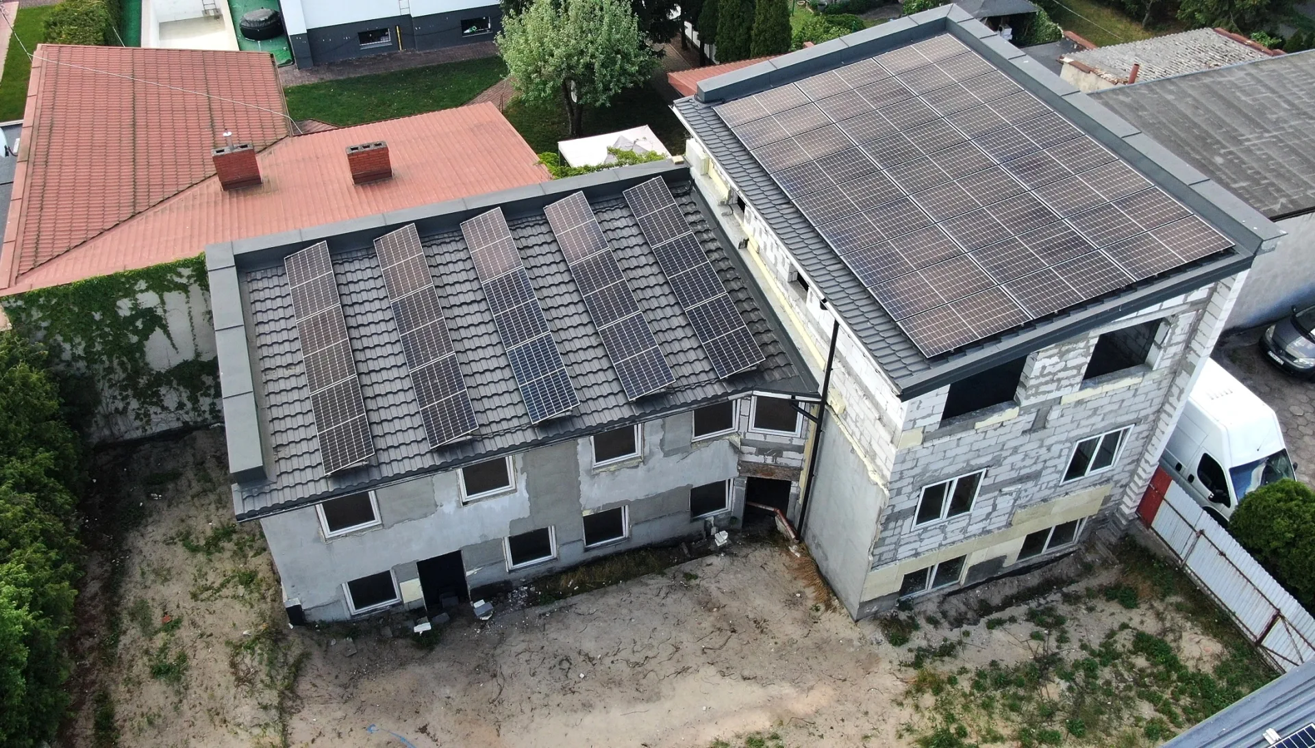 DOM / PÓŁ DOMU - wolnostojący, BEZ POŚREDNIKÓW, 2xPC, 2xPV