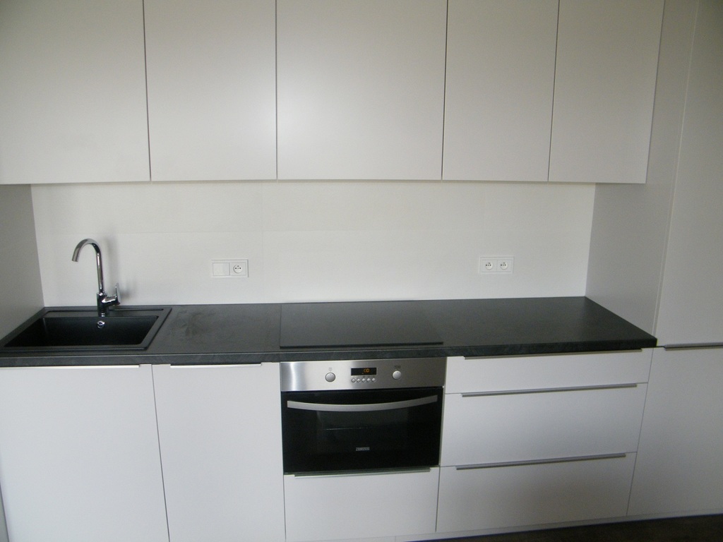 Wilanów eleganckie 2 pokojowe 50m2 z garażem 3300 zł